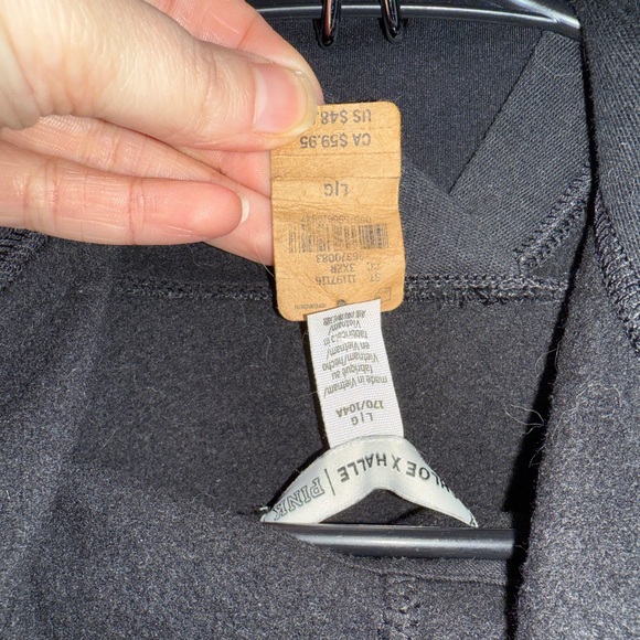 Black Hoodie and legging Set - Picture 5 of 6